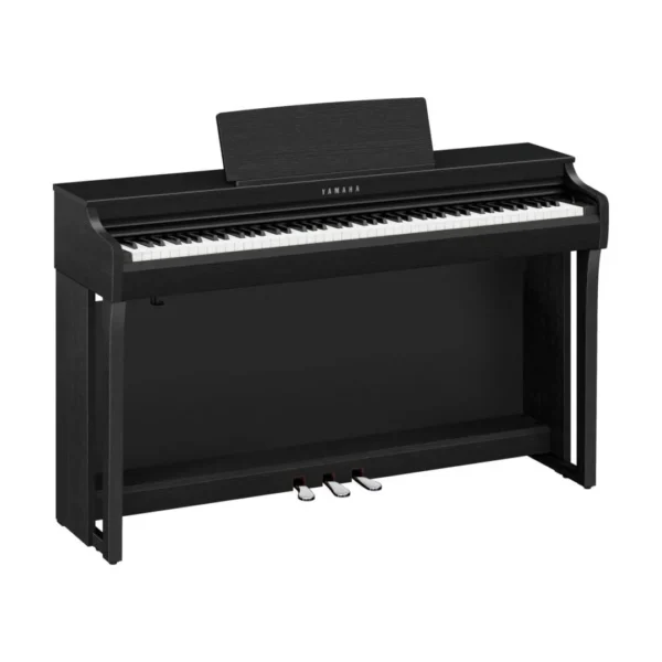 Yamaha Clavinova CLP-825